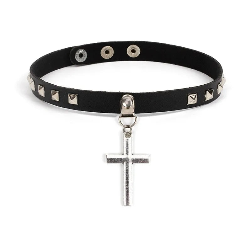 Unisex Gothic Choker Necklaces Women Girls Rivet Leather Necklace Rock Kpop Punk Neck Collars Black Choker Necklace Cool Collar