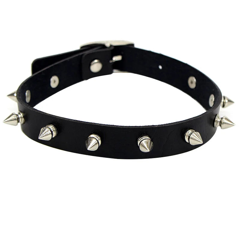 Unisex Gothic Choker Necklaces Women Girls Rivet Leather Necklace Rock Kpop Punk Neck Collars Black Choker Necklace Cool Collar