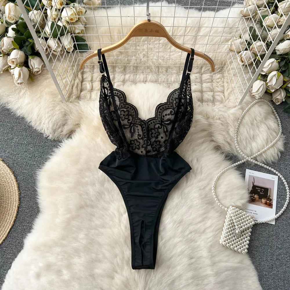 Spring Summer Sexy Lace Mesh Classical Metal Buckle With Hairball Jumpsuit Single-Breasted Eastern Style Stand Collar Bodysuit