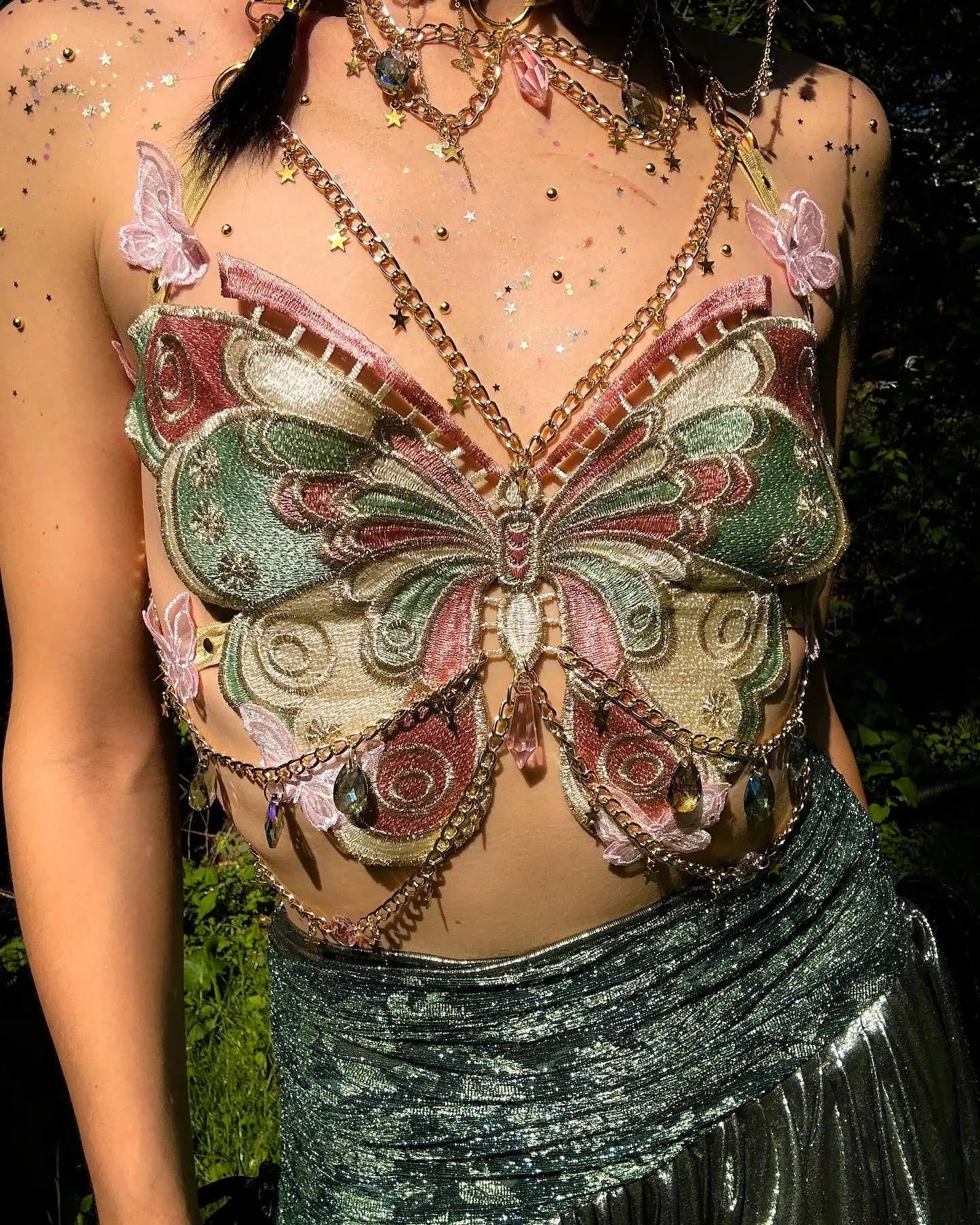 Women's Butterfly Embroidered Top Crystal Chain Sleeveless Cropped Top Camisole Backless Adjustable Sexy Beach Holiday Y2K Top