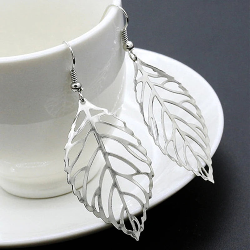 New 6 clours Metal leaves Earring Geometric Metal Swing Earrings for Women drop  Earings Style Fashion Female Jewelry