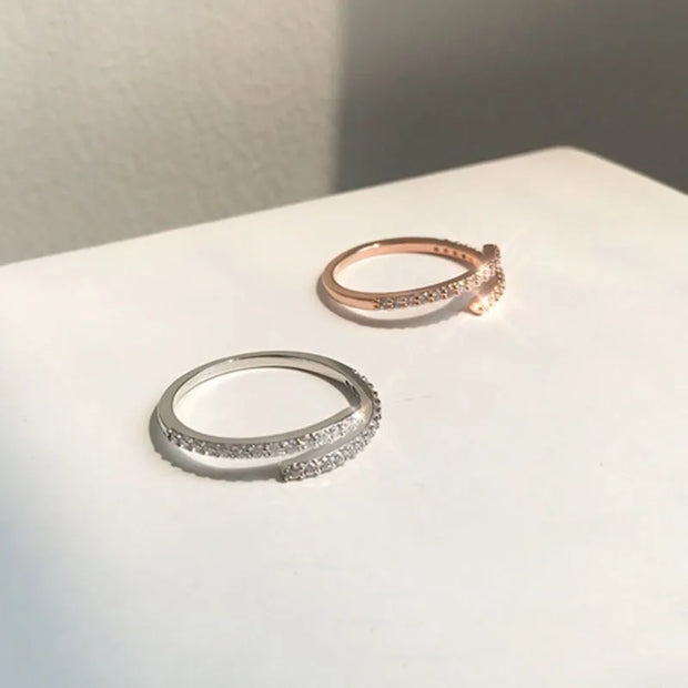 New 2024 Minimalist Thin Rings For Women Wedding Brilliant Cubic Zircon High Quality Versatile Female Finger Ring Jewelry