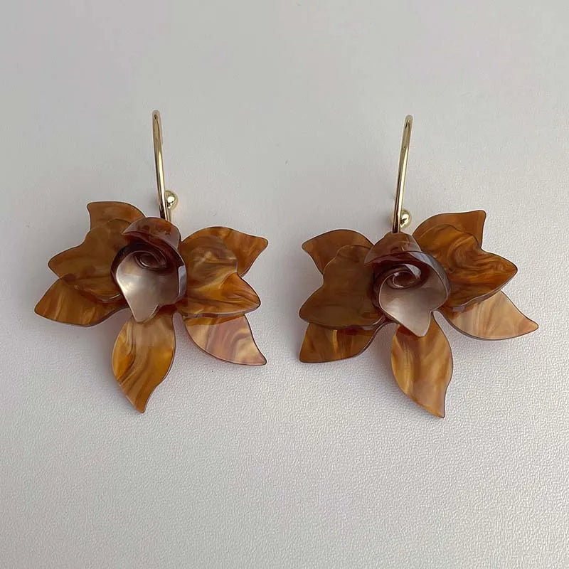 Boucles d'oreilles pendantes en forme de C en métal et acrylique pour femmes, style vintage, style pétale de café, tendance, nouvelle collection 2025