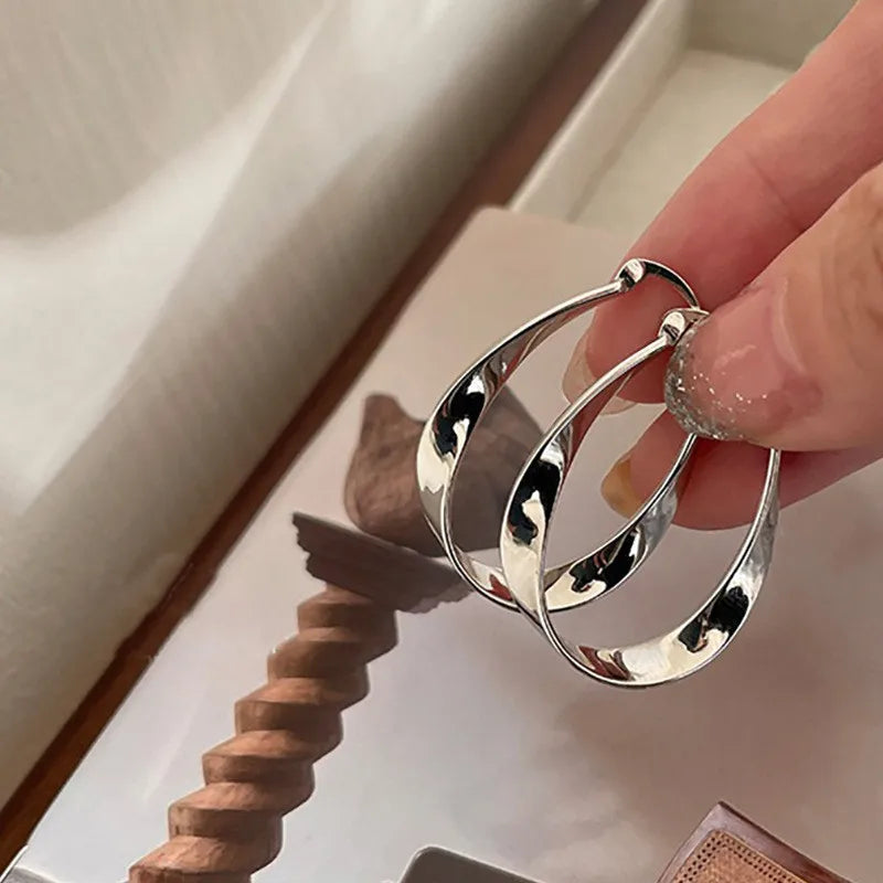 Pendientes de aro de plata de ley 925 con diseño geométrico coreano, temperamento simple, exquisitos y sensuales, regalo de joyería sexy.