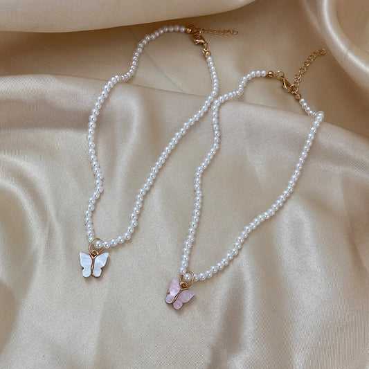 Vintage Fashion Pearl Collarbone Chain for Women Creative Simple Acrylic Butterfly Pendant Necklace for Women Designer Jewelry