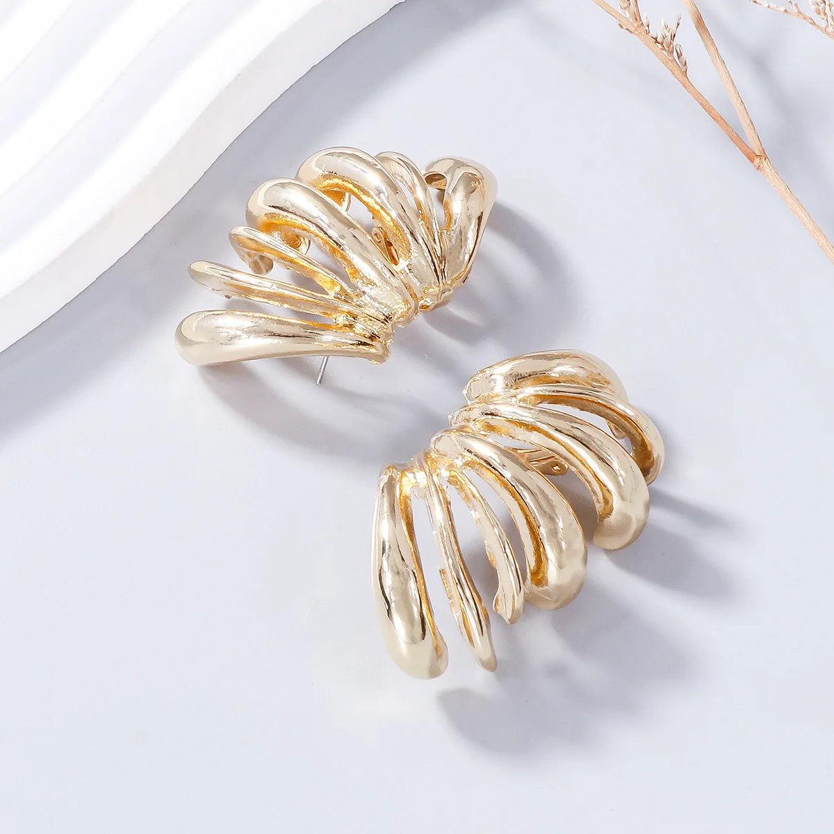 Vintage Irregular Metal Striped Cuff Earring 2024 Trend Women Holiday Charm Jewelry Choice Party Gift