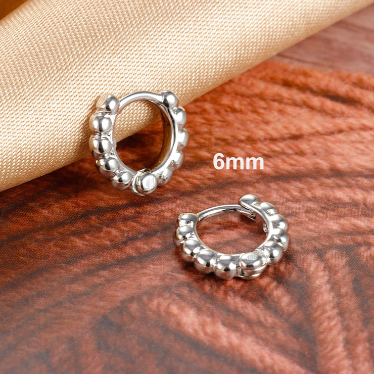 2023 New Fashion Stainless Steel Flower Small Hoop Earrings Women Korean Crystal Zirconia Cartilage Earrings Piercing Jewelry