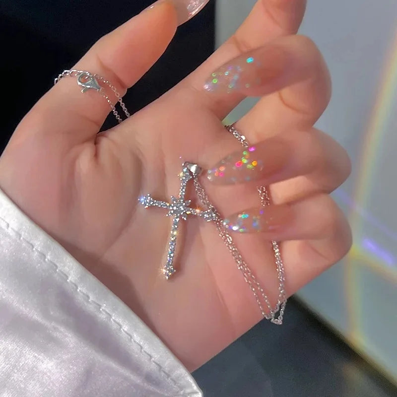 Fashion Tulip Drop Pendant Necklace for Women Luxury Shiny Zircon Accessory Clavicle Chain Necklace Sweet Girl Jewelry Gift 2024