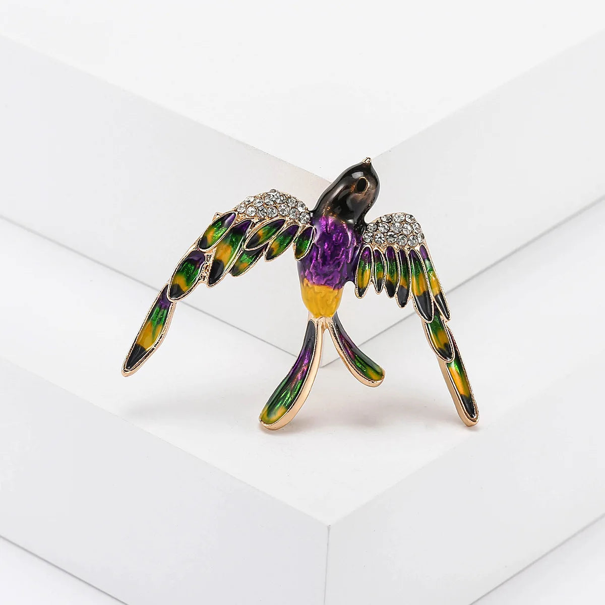 Metal Brooches Peace Dove Pins For Women Fashion Girls Corsage Festival Brooch Gifts Simple Banquet Dress Accessories Jewelry