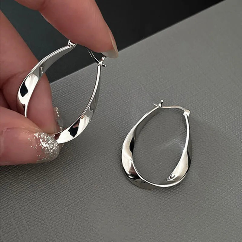 Pendientes de aro de plata de ley 925 con diseño geométrico coreano, temperamento simple, exquisitos y sensuales, regalo de joyería sexy.