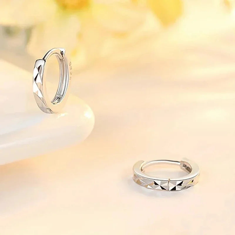 Pendientes URBABY de plata de ley 925 con forma de aguja, joyería de moda para mujer, de alta calidad, con diseño retro sencillo y tallado de estrellas.