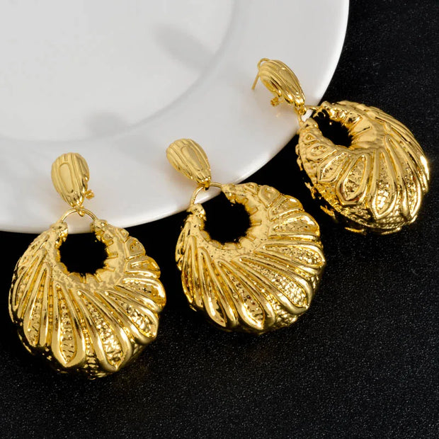 Sunny Jewelry Sets For Women Copper Pendent Necklace Earrings Dubai 18K Gold Plated Large Geometry Charm Gift for Wedding Party