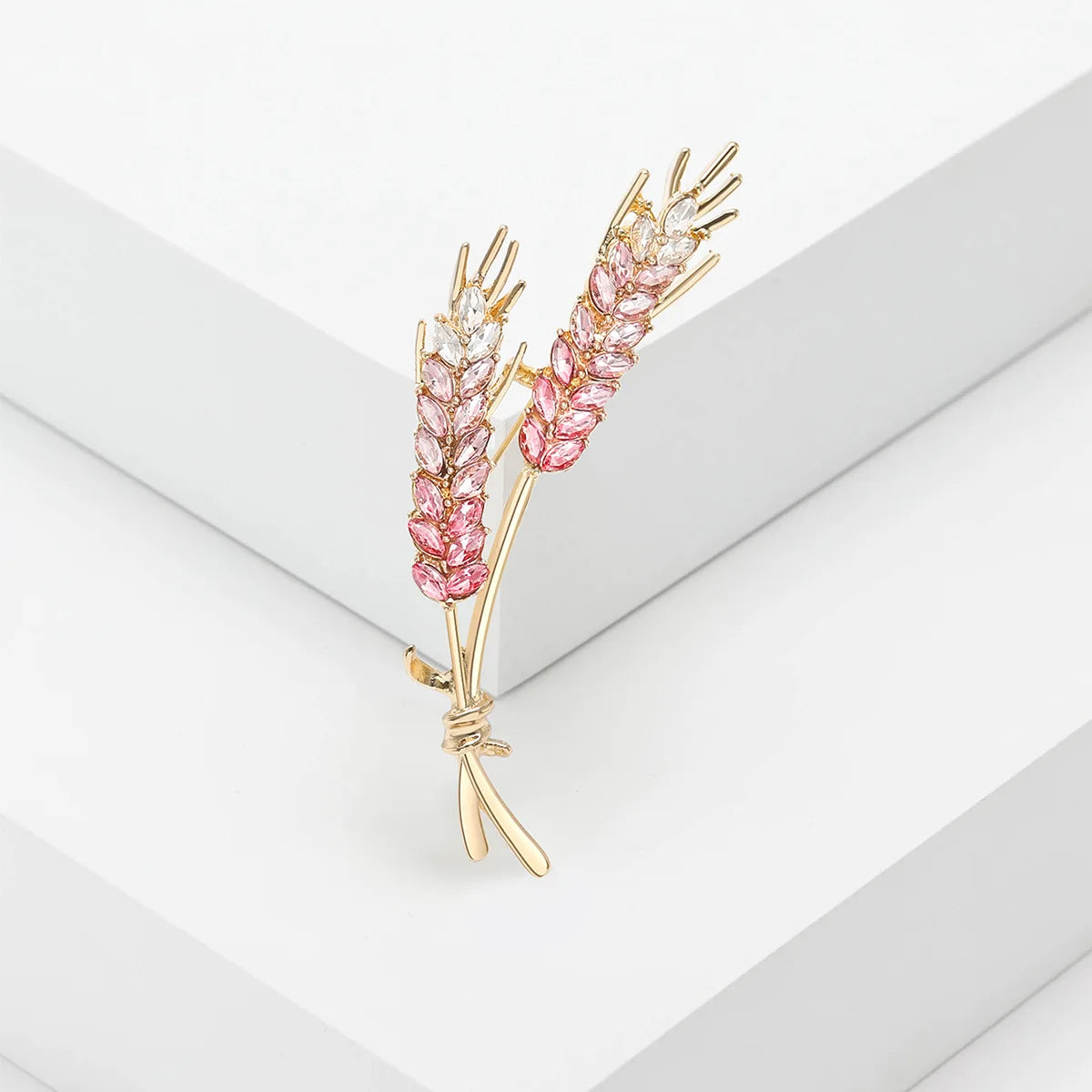 Metal Brooches Peace Dove Pins For Women Fashion Girls Corsage Festival Brooch Gifts Simple Banquet Dress Accessories Jewelry