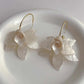 Boucles d'oreilles pendantes en forme de C en métal et acrylique pour femmes, style vintage, style pétale de café, tendance, nouvelle collection 2025