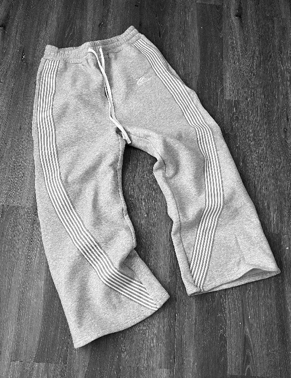 Streetwear Sweatpants Y2K Pants Harajuku Gothic Hip Hop Stripes Embroidery Baggy Casual Pants Womens Elastic Waist Jogging Pants