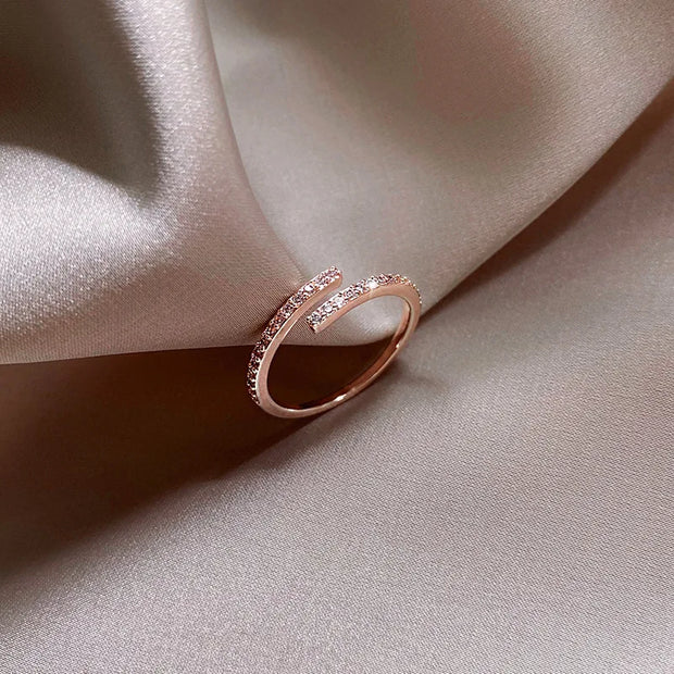 New 2024 Minimalist Thin Rings For Women Wedding Brilliant Cubic Zircon High Quality Versatile Female Finger Ring Jewelry