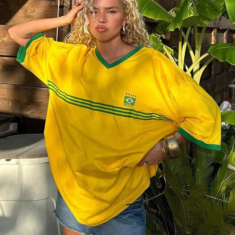 Camisetas de verano para mujer, camiseta amarilla bordada brasileña, informal, de manga media, holgada, Y2k, camisetas oversize para playa